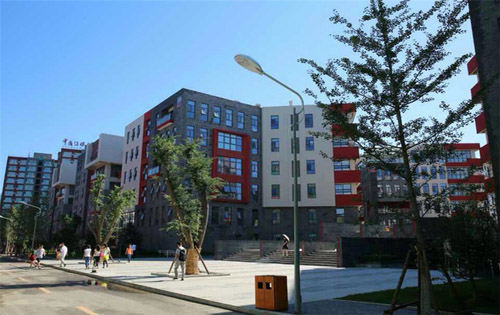 东亿国际传媒产业园入口