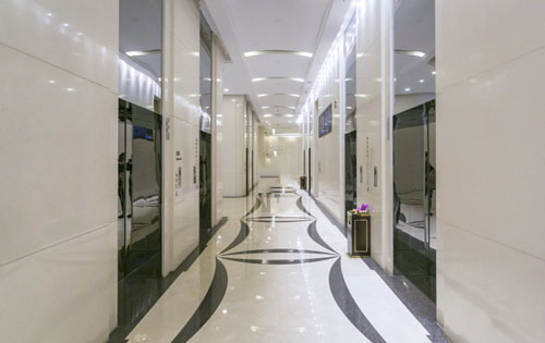 英蓝国际金融中心电梯