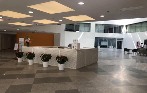 弘源首著大厦大堂