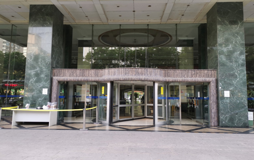 安华发展大厦正门