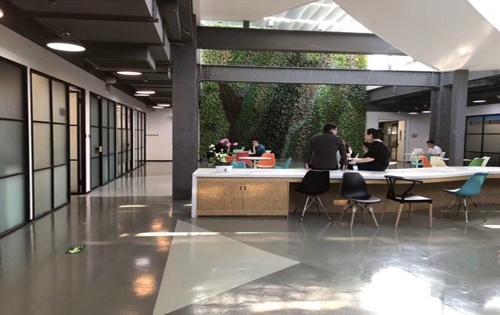 宝成大厦休息区