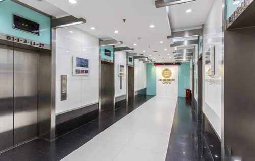 中服大厦电梯