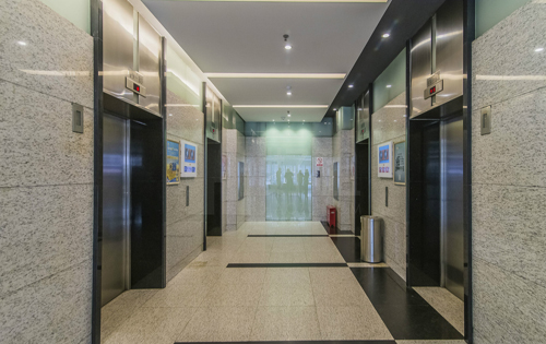 燕莎盛世大厦电梯