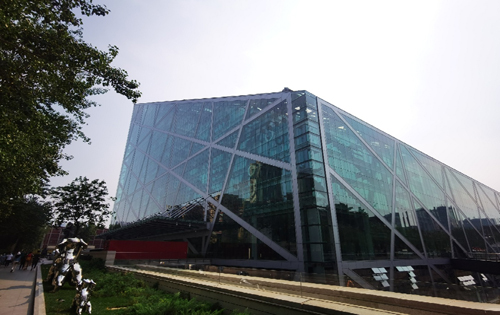 侨福芳草地大厦周边环境