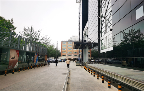 中国外文大厦正门