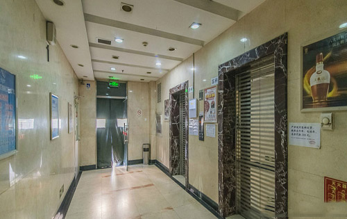 名商大厦电梯