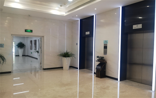 方正国际大厦电梯