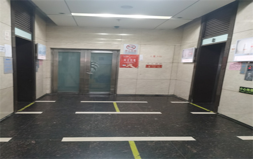 世纪经贸大厦电梯