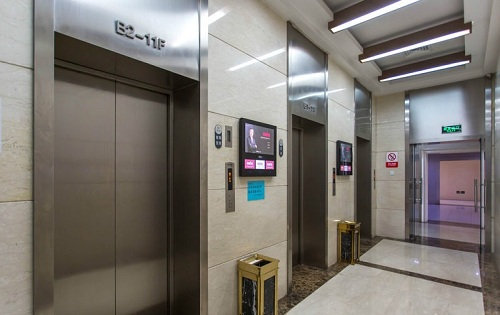 泰兴大厦电梯