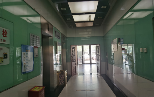 恒润国际大厦电梯