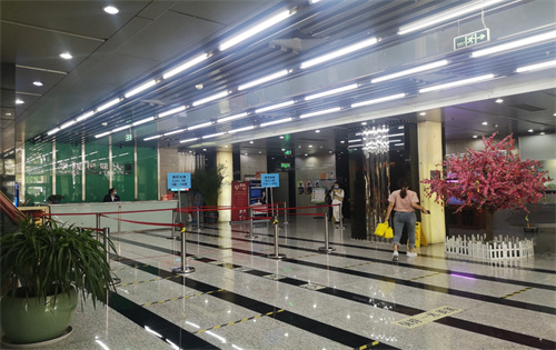 学院国际大厦前台