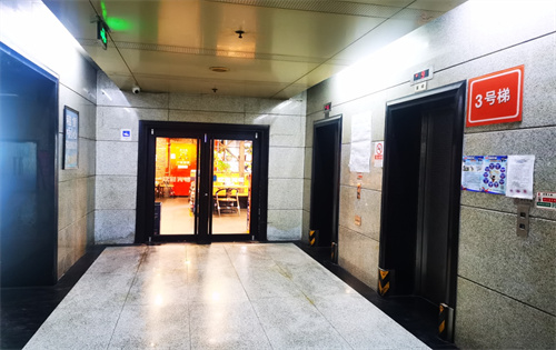 天创科技大厦电梯