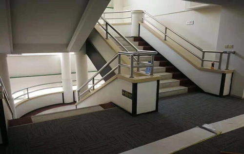 宣武门大厦扶梯