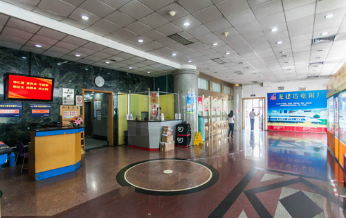 知春大厦前台