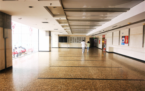 长远天地大厦大堂