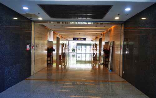 德胜国际中心电梯