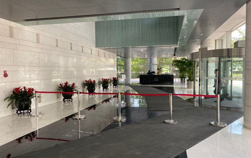 万通中心D门入口