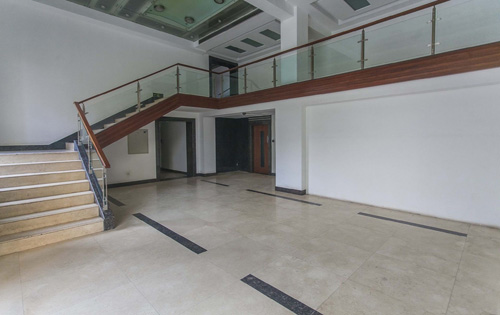 海通时代商务中心扶梯