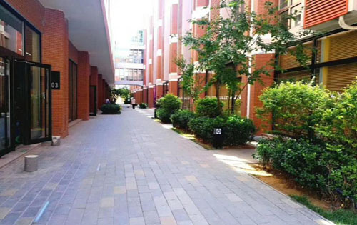 东方科技园内景