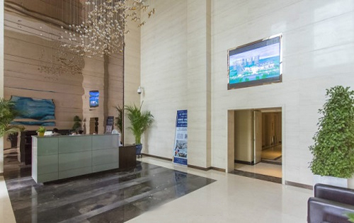 中国铁建广场前台