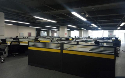 中间建筑办公区