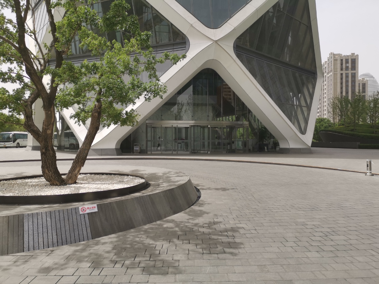 保利国际广场内景