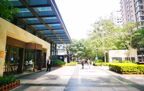 中海地产广场内景