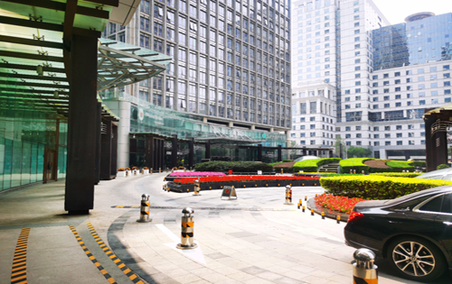 远洋光华国际正门