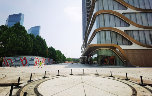 佳兆业广场​正门