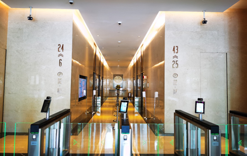 佳兆业广场​电梯