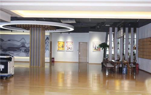 伊莎文心广场公共区域