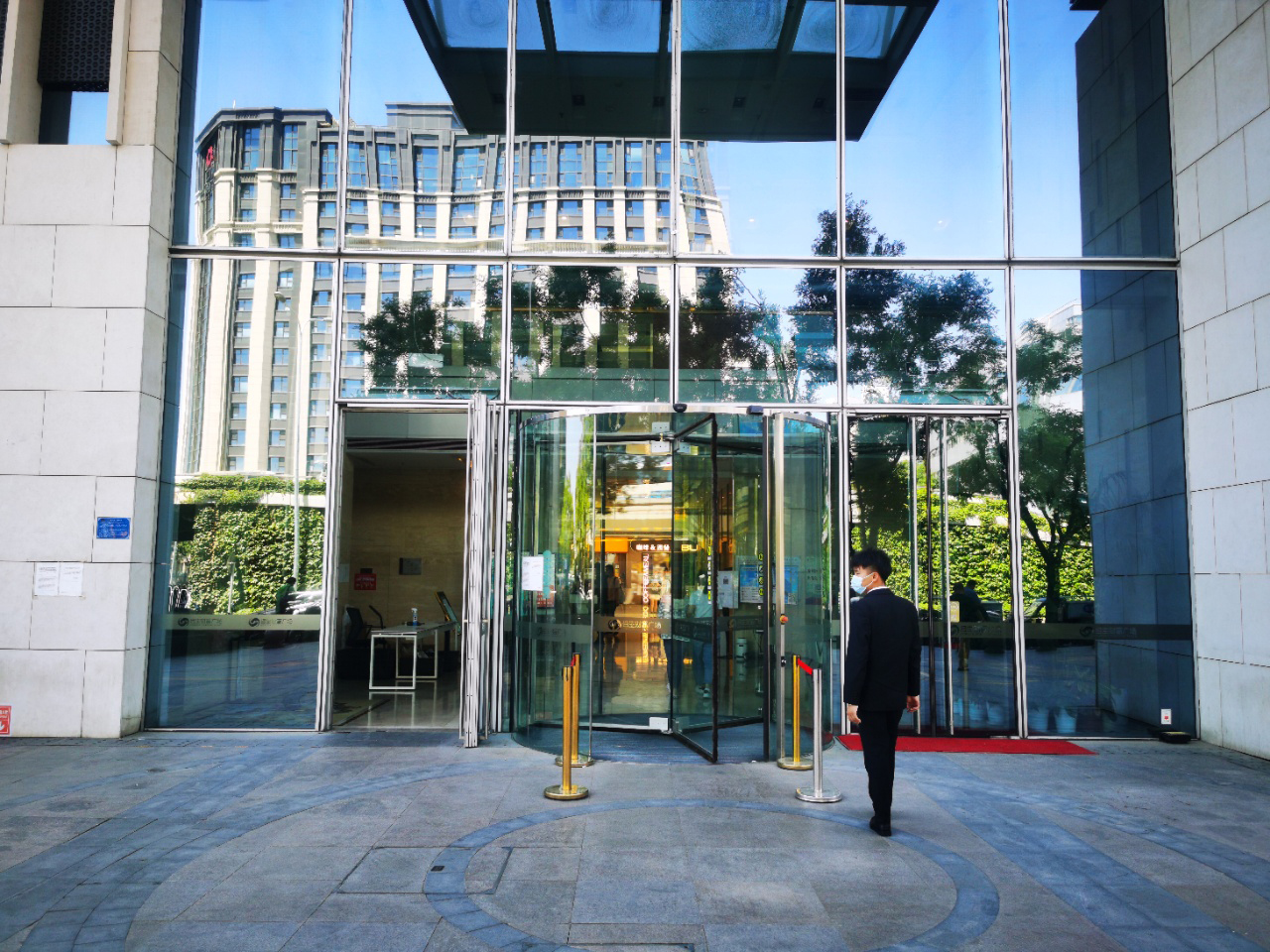 合生财富广场正门