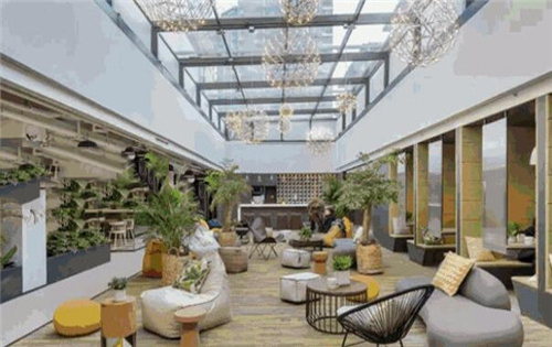 首汇广场​休闲区