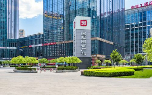 国投财富广场入口