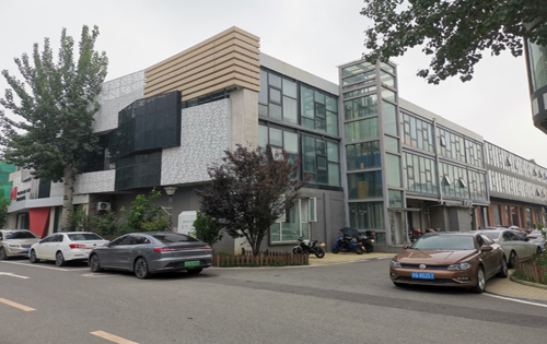 七棵树创意园地上停车处