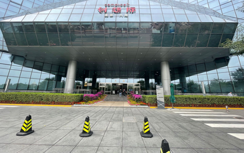 融科创意中心正门