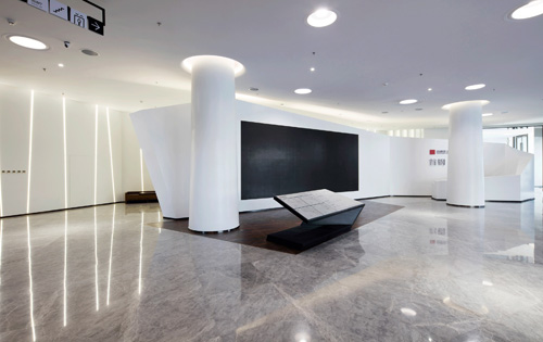 首钢侨梦苑前台