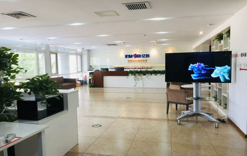 意菲克大厦前台