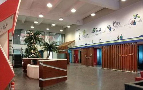 兆维工业园前台