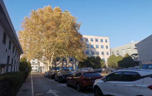 远东科技文化园停车处