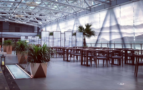 亦城时代广场内景