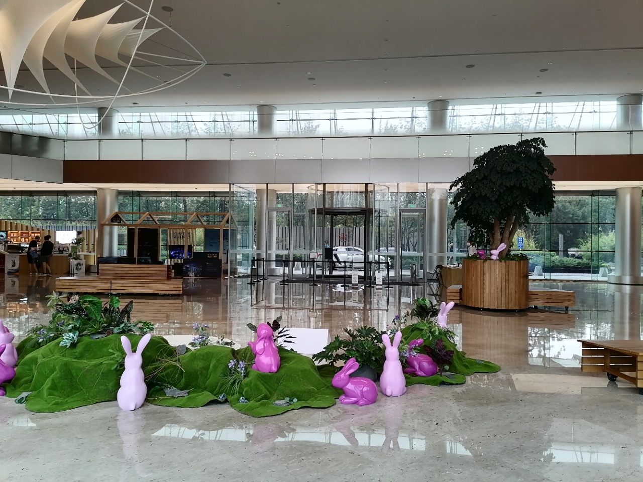 上东公园里正门