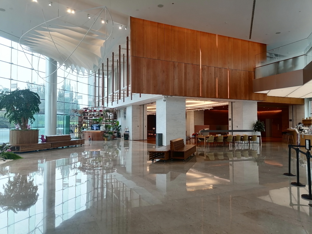 上东公园里大堂